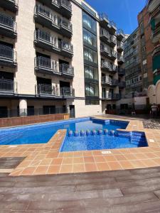 Kolam renang di atau dekat dengan Ikigai Suite - 6p Modern Apartment with Parking & Swimming Pool