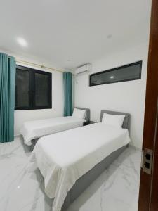 Postelja oz. postelje v sobi nastanitve Golden Palm Apartment with overlooking view
