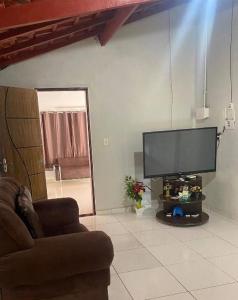 TV a/nebo společenská místnost v ubytování Pousada Santa Fé
