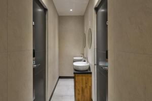 Phòng tắm tại Half rest hostel Jongno Insa