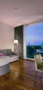 Gallery image of favehotel Graha Agung Surabaya in Surabaya