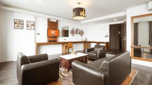 Гостиная зона в B2 Bangkok Srinakharin Boutique & Budget Hotel