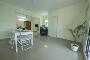 Galería fotográfica de Minimal & Cozy 3BHK Retreat en Thiruvananthapuram