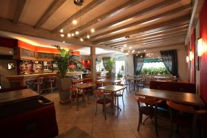Restaurace v ubytování Logis Le Bourguignon