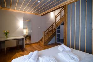 Postel nebo postele na pokoji v ubytování Hotel Archontiko Anyfanti