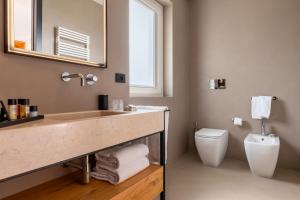 Koupelna v ubytování Essenza Relais Contemporaneo