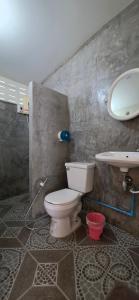 Koupelna v ubytování P.L.P Guesthouse - Mae Hong Son