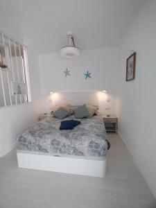Postel nebo postele na pokoji v ubytování Playa Paraiso Azul ocean view WiFi
