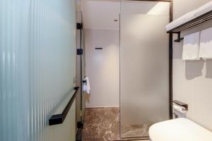 Vannituba majutusasutuses 云之漾广州北京路长堤大马路店