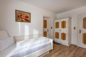 Postel nebo postele na pokoji v ubytování Gästehaus Berta