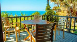 Gallery image of Kucuk Erenkoy holiday homes in Bahçeli