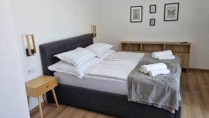 Ένα ή περισσότερα κρεβάτια σε δωμάτιο στο MAGDAROSA Resort +123 φωτογραφίες