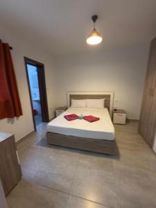 Postel nebo postele na pokoji v ubytování 1-Bedroom Apartment in Pietà P12A + 9 fotografií