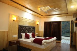 Imagen de la galería de Sparkle Heights, en Mussoorie 36 fotos más