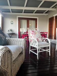 Χώρος καθιστικού στο The Glades Cottage +32 φωτογραφίες