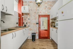 Η κουζίνα ή μικρή κουζίνα στο Agaete Modern Holiday Home +9 φωτογραφίες