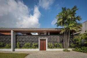 El edificio en el que está la villa