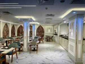 Restoran või mõni muu söögikoht majutusasutuses Salma Hotel Cairo