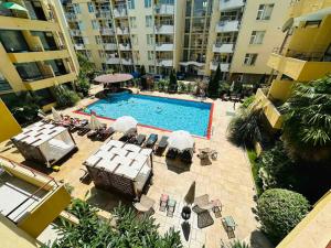 Πισίνα στο ή κοντά στο Complex Sands Holiday Apartments