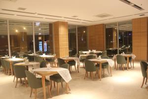 Ресторан / где поесть в YZE Pırlanta Hotel