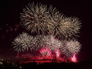 Fotografia z galérie ubytovania CITE MEDIEVALE- LE REMP'ART - Tout Confort - Accès direct piétons - parking gratuit v destinácii Carcassonne