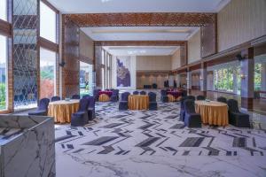 Svetainės erdvė apgyvendinimo įstaigoje Excel Hotels & Resorts, Corbett