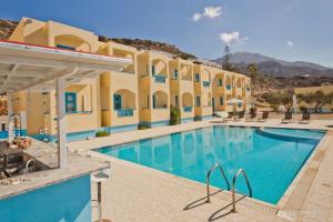 a view of the pool at a resort at Sarris Hotel in Vrachonisída Sókastro