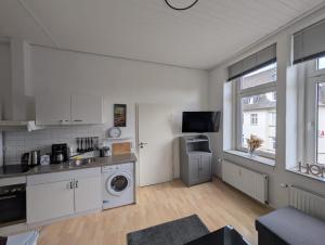 Dapur atau dapur kecil di Zentral gelegene Altbauwohnung in Detmold, Paulinchen