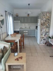Η κουζίνα ή μικρή κουζίνα στο SG House