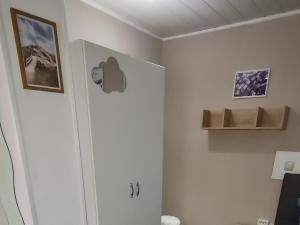 Koupelna v ubytování Monteurzimmer Lollar + 37 fotografií