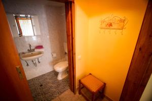 A bathroom at Sunset Crete