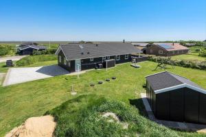 Το κτήριο όπου στεγάζεται  η παραθεριστική κατοικία