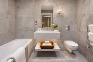 Vannituba majutusasutuses Killarney Royal Townhouse
