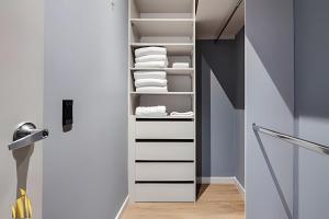 Ảnh trong thư viện ảnh của Urban 705 - Apto sereno y luminoso con piscina/gym ở El Poblado