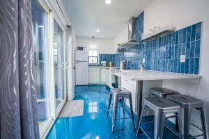 Gallery image of Contained In Gruene -River Edition- Hot Tub in New Braunfels