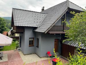 Budova, v ktorej sa apartmán nachádza