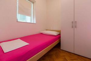 Fotografie z fotogalerie ubytování Holiday home in Jadranovo 39402 v destinaci Jadranovo