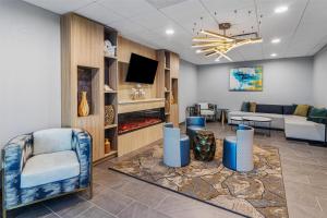 Μια τηλεόραση ή/και κέντρο ψυχαγωγίας στο Best Western Plus Savannah Gateway