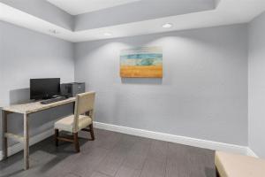 TV o dispositivi per l'intrattenimento presso Best Western Gateway To The Keys - Florida City, Homestead, Everglades