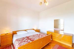Fotografia z galérie ubytovania Apartment in Crikvenica 14212 v destinácii Crikvenica
