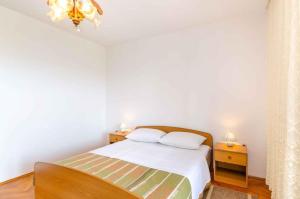 Fotografia z galérie ubytovania Apartment in Crikvenica 14212 v destinácii Crikvenica
