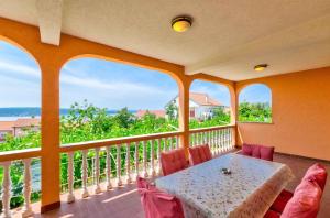 Fotografia z galérie ubytovania Apartment in Crikvenica 14212 v destinácii Crikvenica