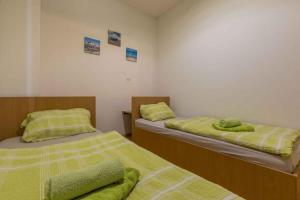 Postel nebo postele na pokoji v ubytování Apartment in Novi Vinodolski 39444