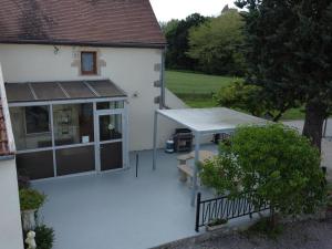 Το κτήριο όπου στεγάζεται  η παραθεριστική κατοικία