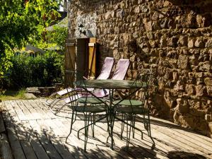 Φωτογραφία από το άλμπουμ του Charmante grange rénovée avec jardin, terrasse et animaux acceptés - FR-1-489-47 σε Châtel-Montagne +12 φωτογραφίες