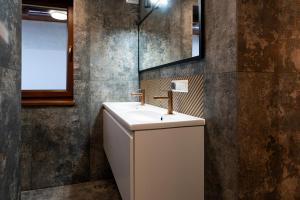 Kúpeľňa v ubytovaní KANIA Apartamenty - Zakopane