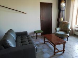 Galeriebild der Unterkunft Charmante Maison en Vallée du Cher avec Grand Jardin - FR-1-491-394 in Châtillon-sur-Cher