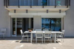 Μπαλκόνι ή βεράντα στο Lake Bracciano Villa With Private Beach