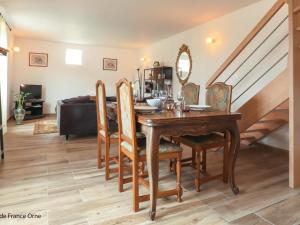 Χώρος καθιστικού στο Gîte confortable au cœur d'un élevage, animaux admis, Wifi - FR-1-497-239 +16 φωτογραφίες