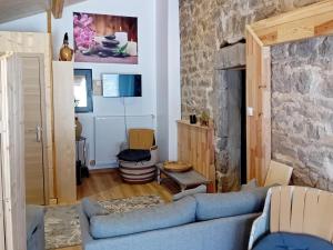 Posezení v ubytování Gîte de charme pour 13 pers. avec spa et WiFi - FR-1-496-336